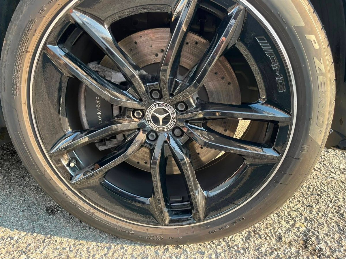 Alloy wheel deep cleaned and polished after a pH safe wash